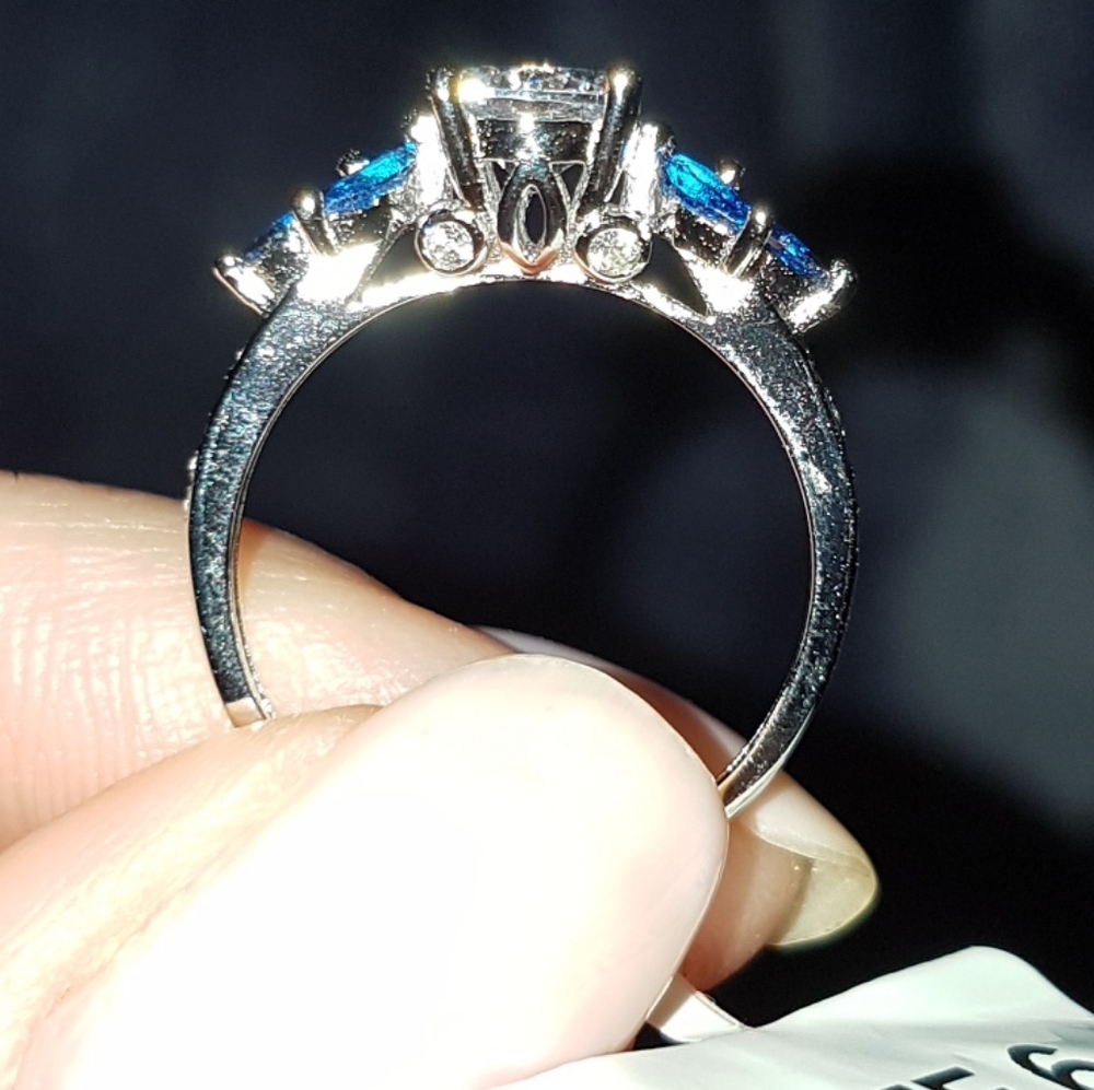 Charmed Aroma Ring - Picture 3 of 6